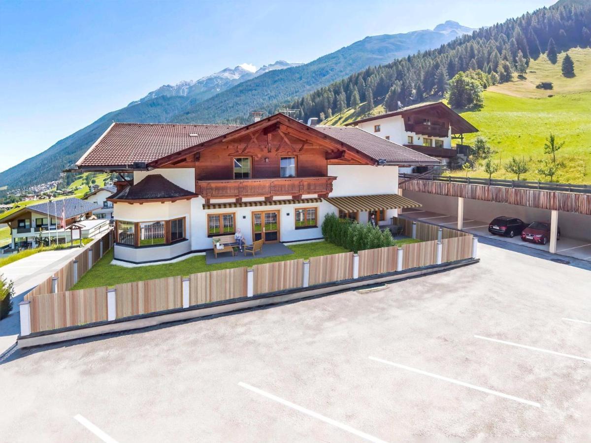 Apartment In Neustift Im Stubaital Near Ski Lift Екстериор снимка